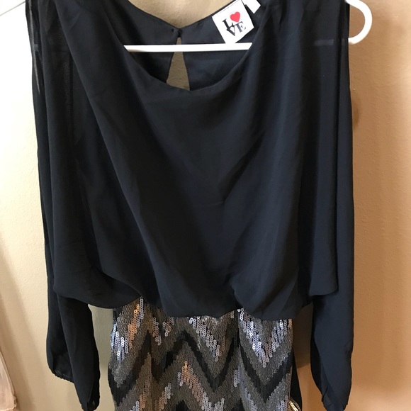 Dress - Picture 1 of 2